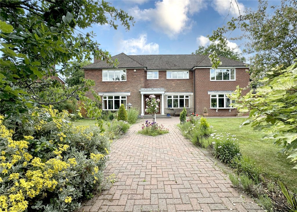 Station Road, Balsall Common, CV7